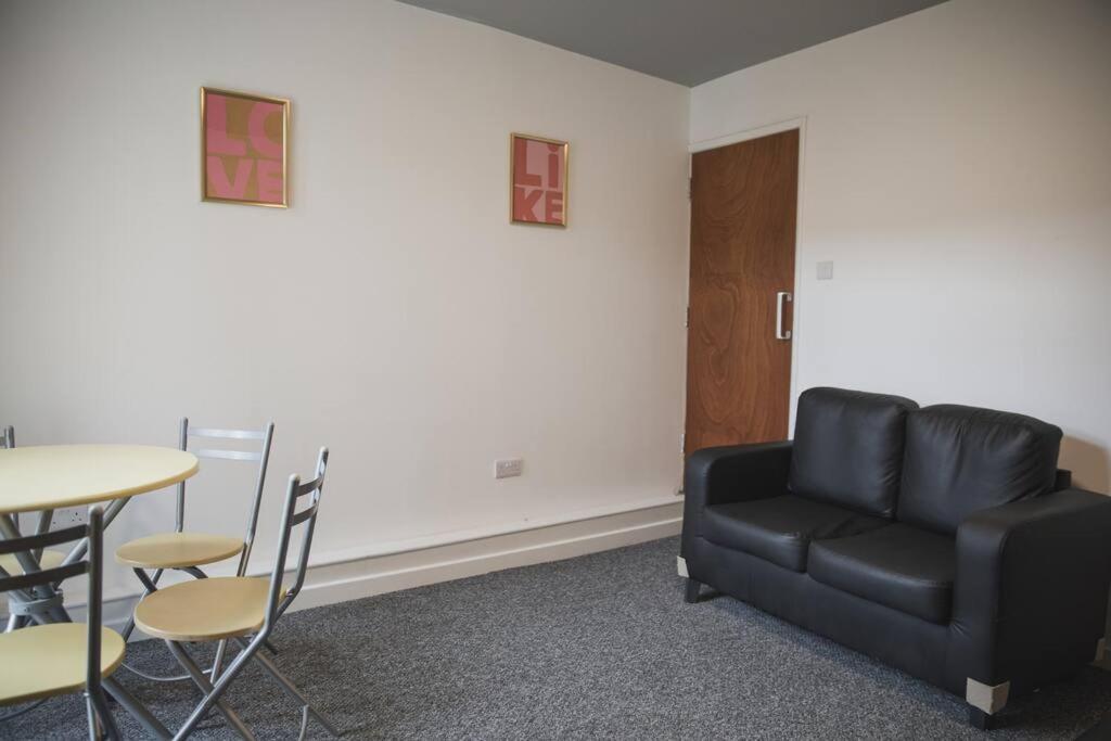 Leicester City House Apartment ภายนอก รูปภาพ